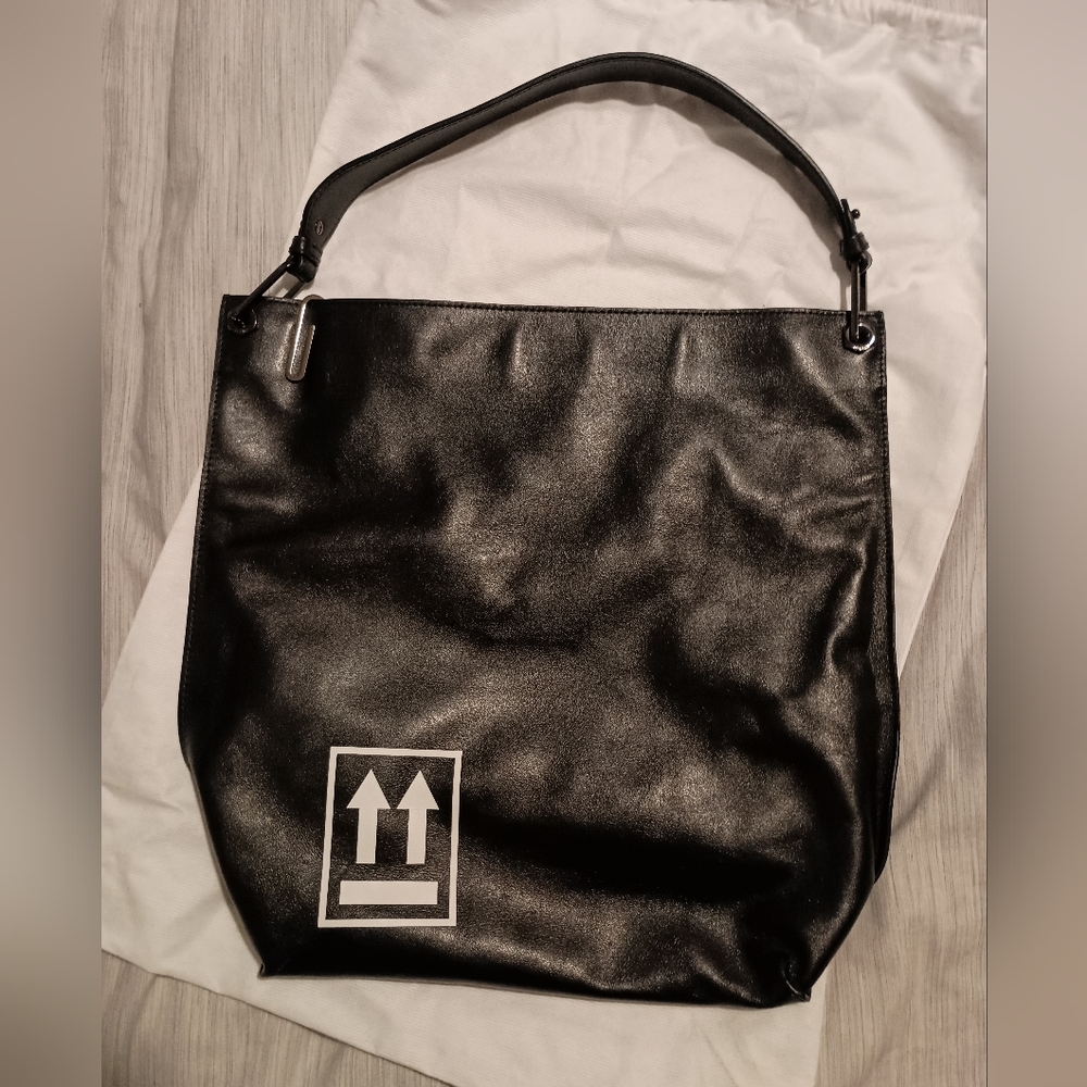 Off-White Main Label Black Leathers Handbag